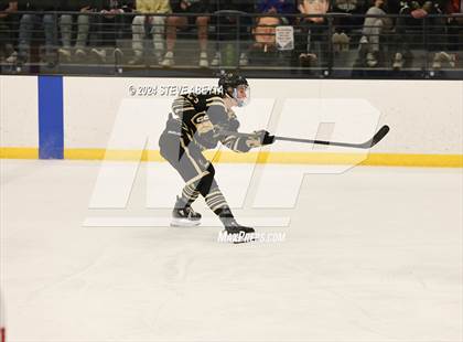 Thumbnail 1 in Regis Jesuit vs. Monarch (CHSAA 5A Frozen Four) photogallery.