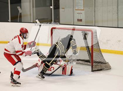 Thumbnail 2 in Regis Jesuit vs. Monarch (CHSAA 5A Frozen Four) photogallery.