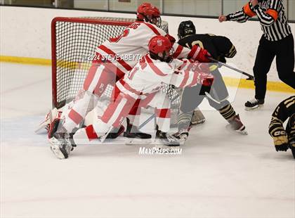 Thumbnail 2 in Regis Jesuit vs. Monarch (CHSAA 5A Frozen Four) photogallery.