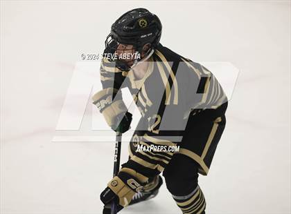 Thumbnail 2 in Regis Jesuit vs. Monarch (CHSAA 5A Frozen Four) photogallery.