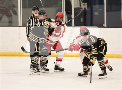 Thumbnail 2 in Regis Jesuit vs. Monarch (CHSAA 5A Frozen Four) photogallery.