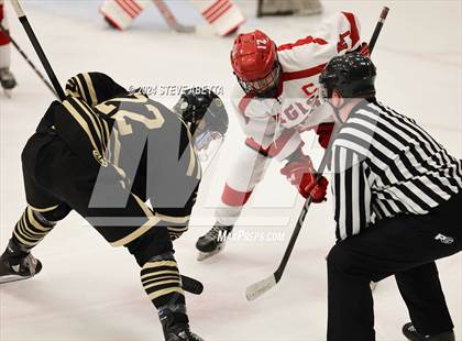 Thumbnail 1 in Regis Jesuit vs. Monarch (CHSAA 5A Frozen Four) photogallery.