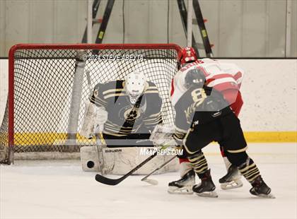 Thumbnail 1 in Regis Jesuit vs. Monarch (CHSAA 5A Frozen Four) photogallery.