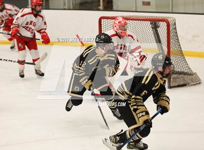 Thumbnail 3 in Regis Jesuit vs. Monarch (CHSAA 5A Frozen Four) photogallery.