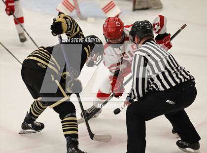 Thumbnail 3 in Regis Jesuit vs. Monarch (CHSAA 5A Frozen Four) photogallery.