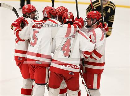 Thumbnail 1 in Regis Jesuit vs. Monarch (CHSAA 5A Frozen Four) photogallery.
