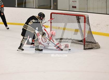 Thumbnail 2 in Regis Jesuit vs. Monarch (CHSAA 5A Frozen Four) photogallery.