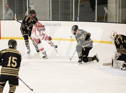 Thumbnail 2 in Regis Jesuit vs. Monarch (CHSAA 5A Frozen Four) photogallery.