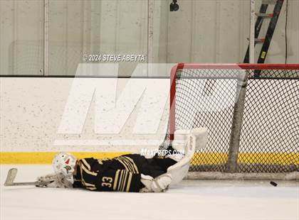 Thumbnail 3 in Regis Jesuit vs. Monarch (CHSAA 5A Frozen Four) photogallery.