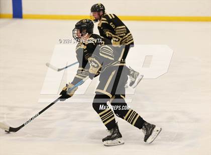 Thumbnail 3 in Regis Jesuit vs. Monarch (CHSAA 5A Frozen Four) photogallery.