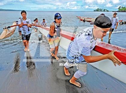 Thumbnail 1 in Hilo Bay Paddling Tournament photogallery.