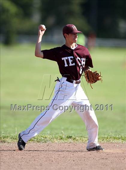 Thumbnail 3 in Hutchinson-Central Tech @ Hamburg photogallery.