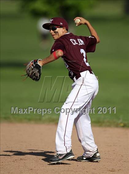 Thumbnail 2 in Hutchinson-Central Tech @ Hamburg photogallery.