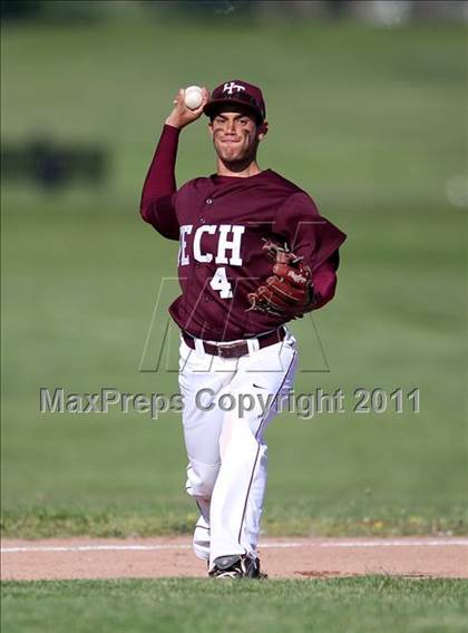 Thumbnail 3 in Hutchinson-Central Tech @ Hamburg photogallery.