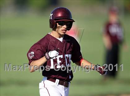 Thumbnail 3 in Hutchinson-Central Tech @ Hamburg photogallery.
