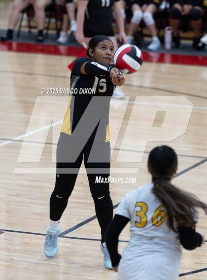 Thumbnail 1 in Maryvale @ Dysart photogallery.