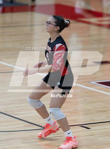Thumbnail 3 in Maryvale @ Dysart photogallery.