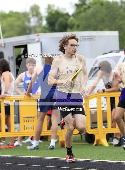 Thumbnail 3 in IHSAA Regional Boys Track  photogallery.