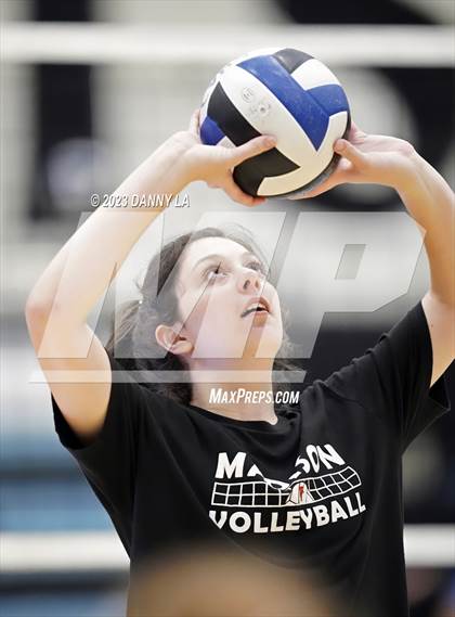 Thumbnail 1 in James Madison @ Centreville photogallery.