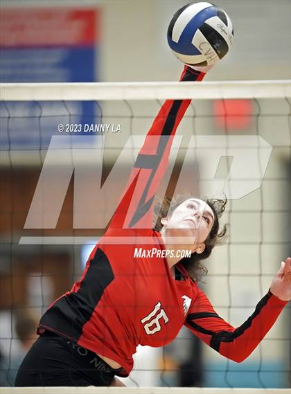 Thumbnail 2 in James Madison @ Centreville photogallery.