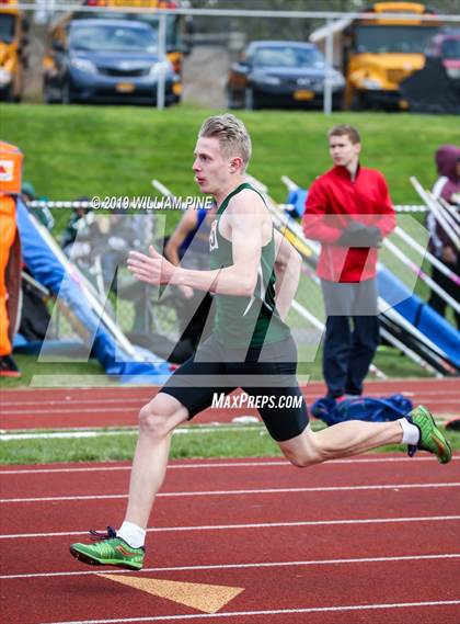 Thumbnail 3 in Kingston Tiger Relays  (Boys Afternoon Events) photogallery.