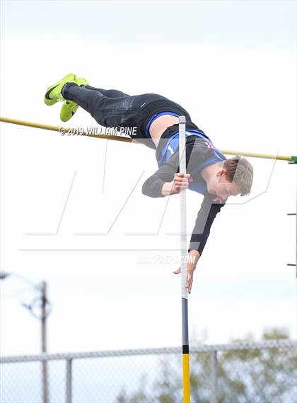 Thumbnail 2 in Kingston Tiger Relays  (Boys Afternoon Events) photogallery.