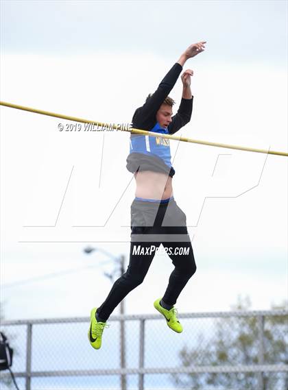 Thumbnail 2 in Kingston Tiger Relays  (Boys Afternoon Events) photogallery.