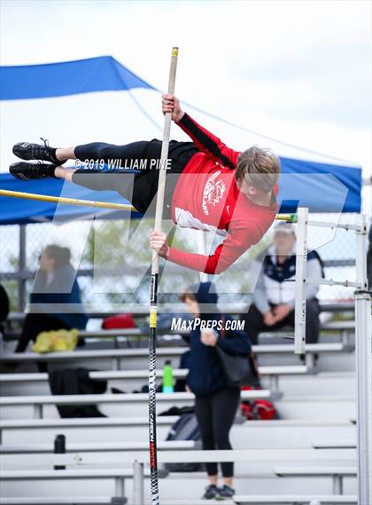 Thumbnail 3 in Kingston Tiger Relays  (Boys Afternoon Events) photogallery.