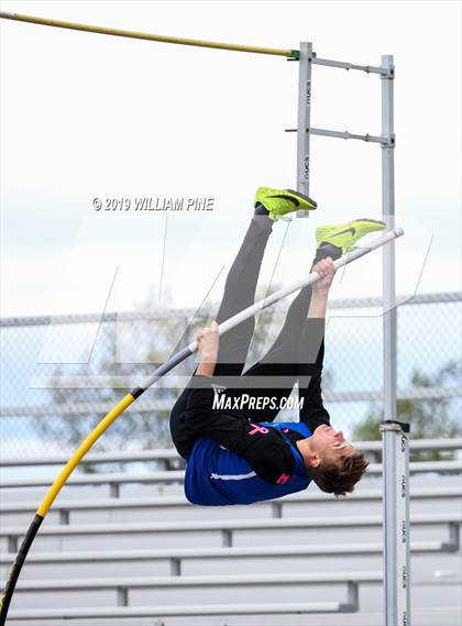 Thumbnail 1 in Kingston Tiger Relays  (Boys Afternoon Events) photogallery.