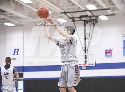 Thumbnail 2 in Dawson vs. Pearce (McDonald's Texas Invitational) photogallery.
