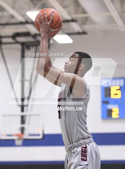Thumbnail 3 in Dawson vs. Pearce (McDonald's Texas Invitational) photogallery.
