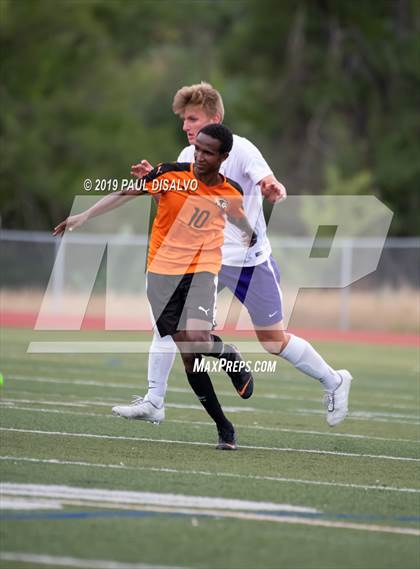 Thumbnail 3 in Douglas County vs. Greeley Central photogallery.
