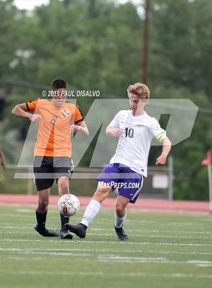 Thumbnail 3 in Douglas County vs. Greeley Central photogallery.