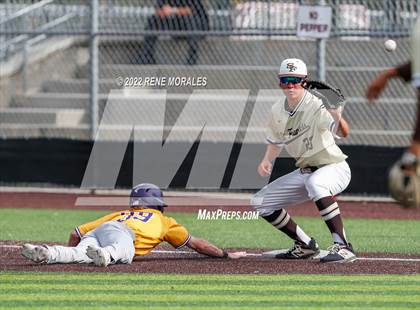 Thumbnail 2 in Valencia vs St Francis photogallery.
