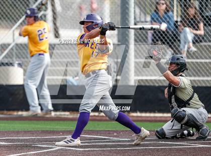 Thumbnail 3 in Valencia vs St Francis photogallery.