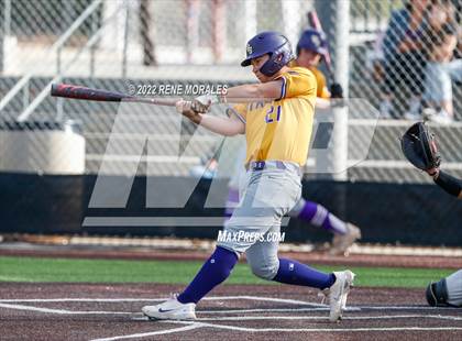Thumbnail 3 in Valencia vs St Francis photogallery.