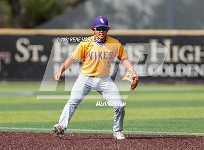 Thumbnail 2 in Valencia vs St Francis photogallery.