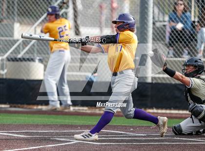 Thumbnail 2 in Valencia vs St Francis photogallery.