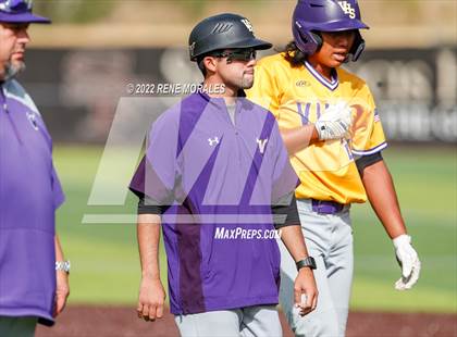 Thumbnail 1 in Valencia vs St Francis photogallery.