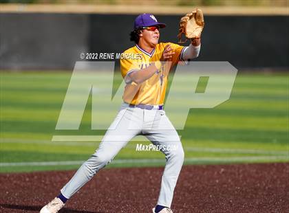 Thumbnail 2 in Valencia vs St Francis photogallery.