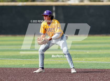 Thumbnail 1 in Valencia vs St Francis photogallery.