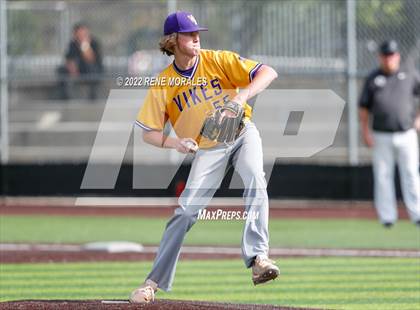 Thumbnail 2 in Valencia vs St Francis photogallery.