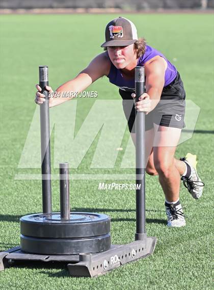 Thumbnail 3 in Big Man Contest (ACU 7v7 Tournament) photogallery.