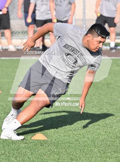 Thumbnail 3 in Big Man Contest (ACU 7v7 Tournament) photogallery.