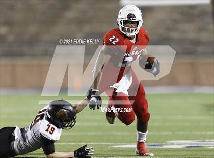 Thumbnail 3 in Hirschi vs. Springtown (UIL 4A D1 Quarterfinal Playoff) photogallery.
