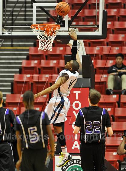 Thumbnail 1 in Foothills Christian vs. Horizon (CIF SDS D5 Final) photogallery.