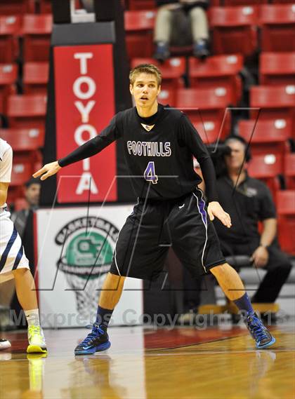 Thumbnail 1 in Foothills Christian vs. Horizon (CIF SDS D5 Final) photogallery.