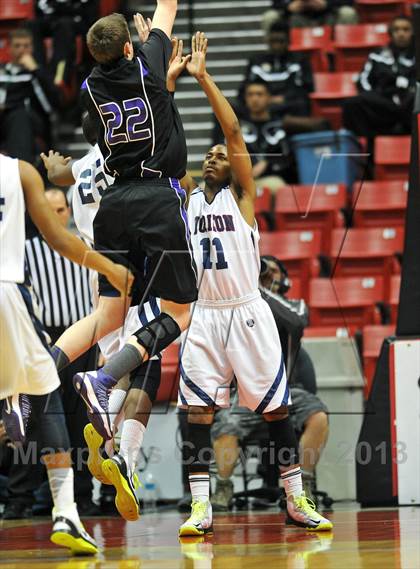 Thumbnail 3 in Foothills Christian vs. Horizon (CIF SDS D5 Final) photogallery.