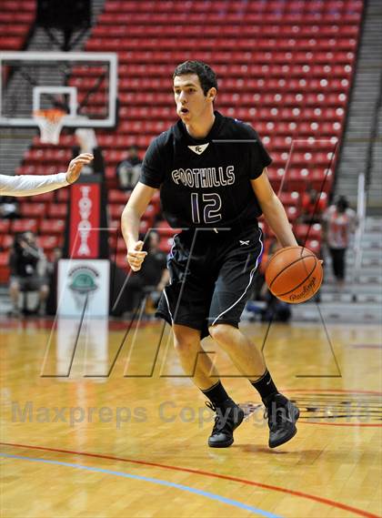 Thumbnail 3 in Foothills Christian vs. Horizon (CIF SDS D5 Final) photogallery.