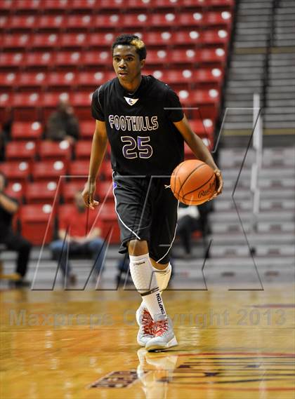 Thumbnail 1 in Foothills Christian vs. Horizon (CIF SDS D5 Final) photogallery.